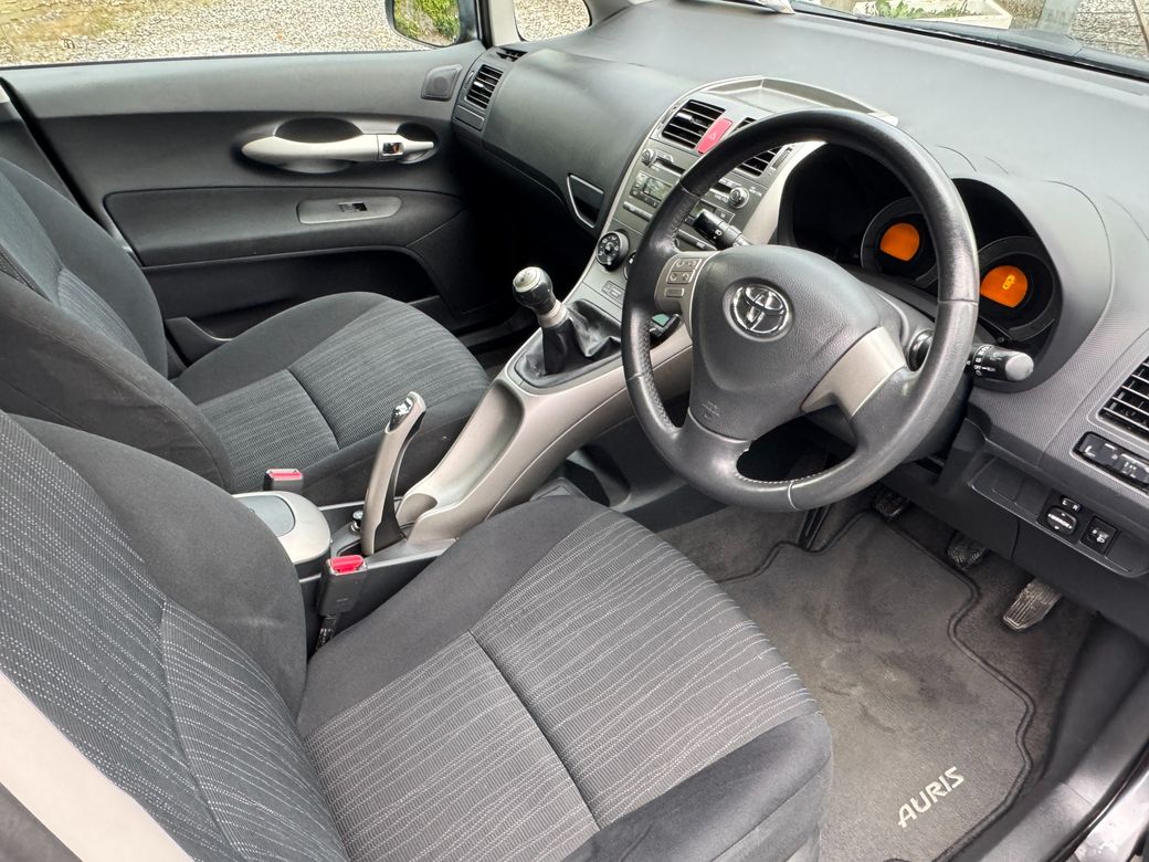 2009 Toyota Auris