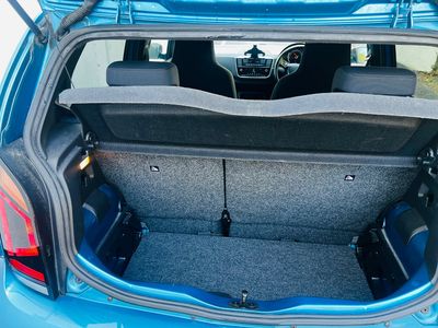 2017 Volkswagen up!