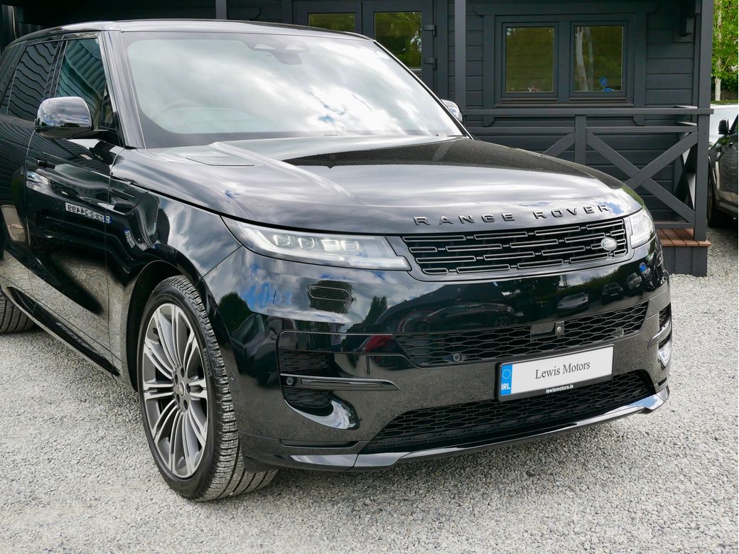 2025 Land Rover Range Rover Sport