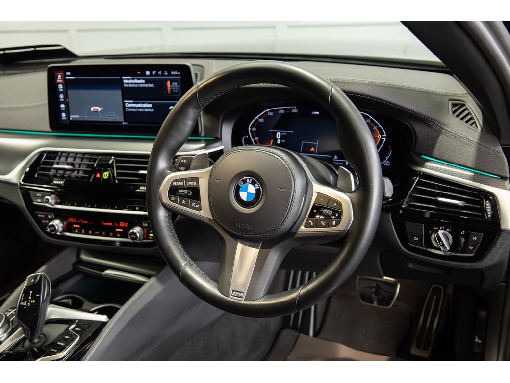 2022 BMW 5 Series