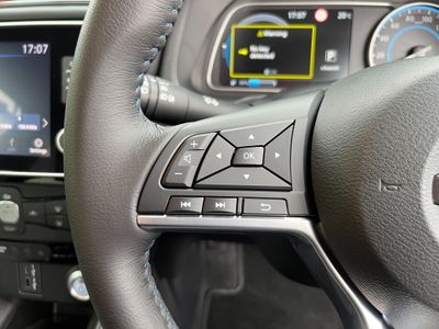 2025 Nissan Leaf