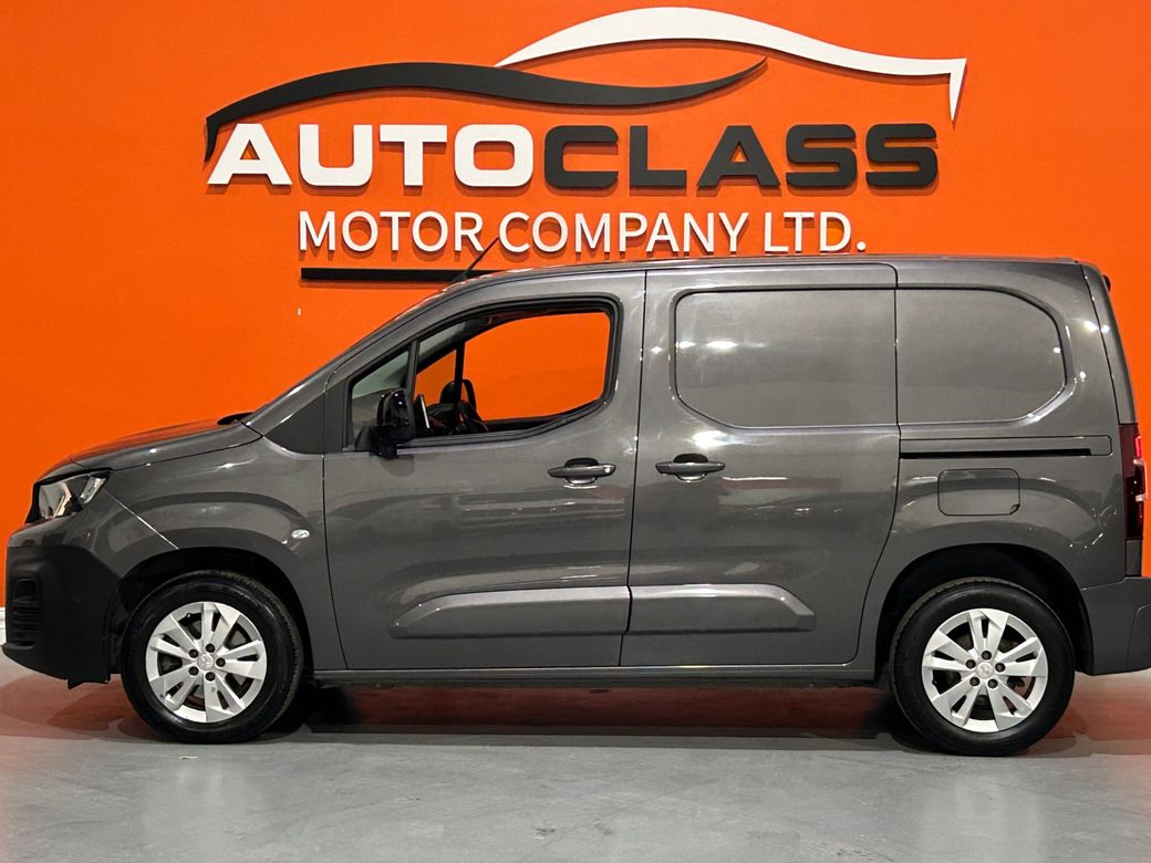 2021 Peugeot Partner