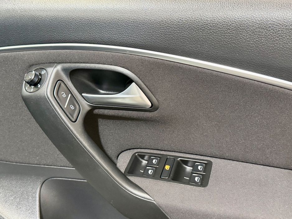 2015 Volkswagen Polo