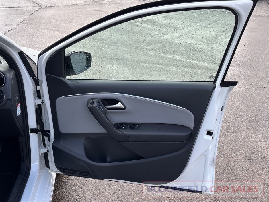 2015 Volkswagen Polo