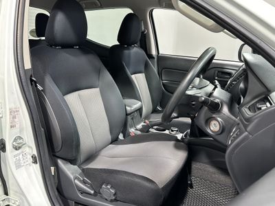 2020 Mitsubishi L200
