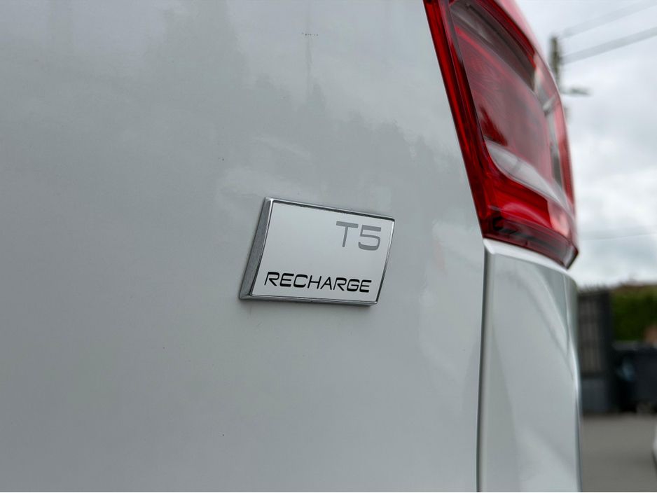 2021 Volvo XC40