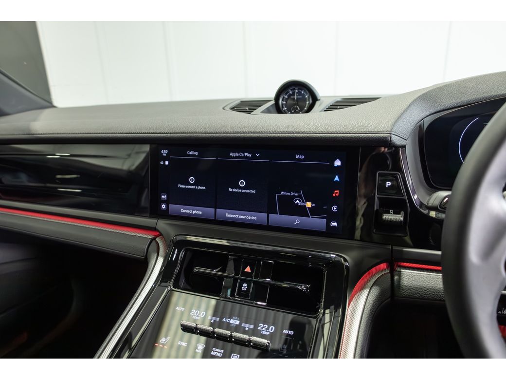 2025 Porsche Panamera