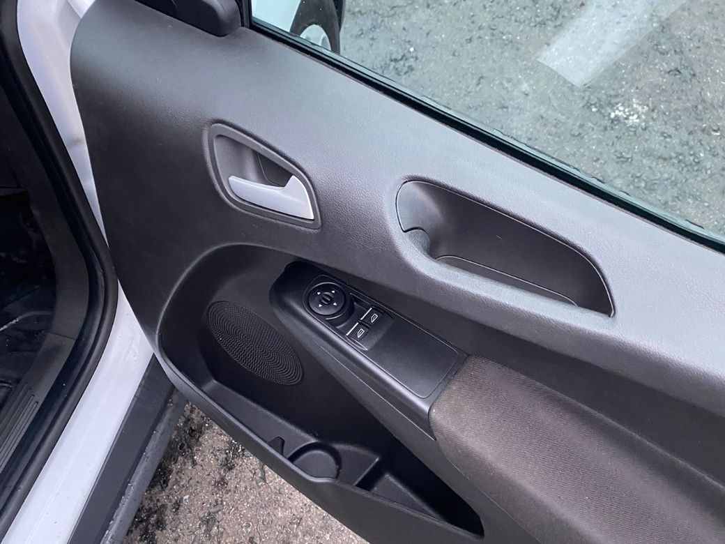 2022 Ford Transit Courier