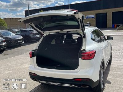 2023 MG HS