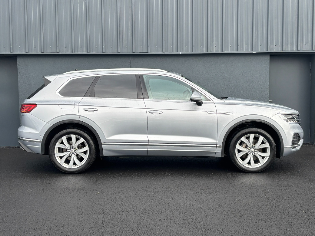 2019 Volkswagen Touareg