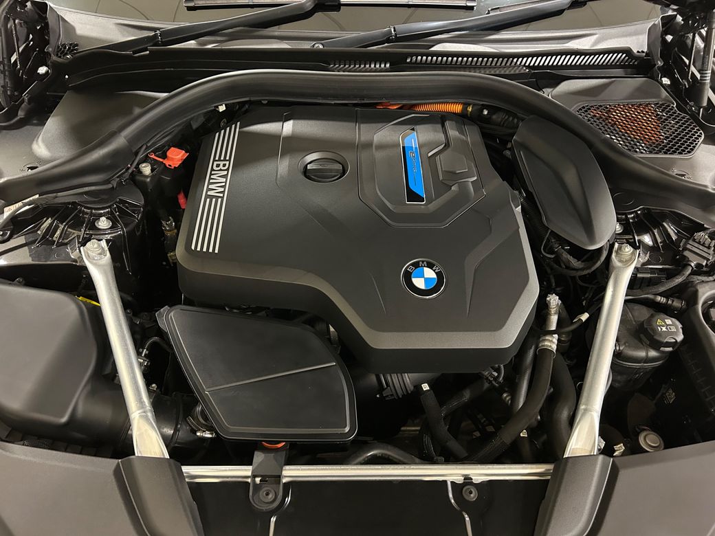 2022 BMW 5 Series