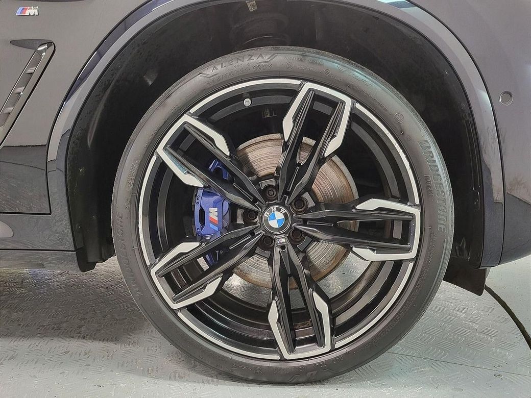 2022 BMW X4