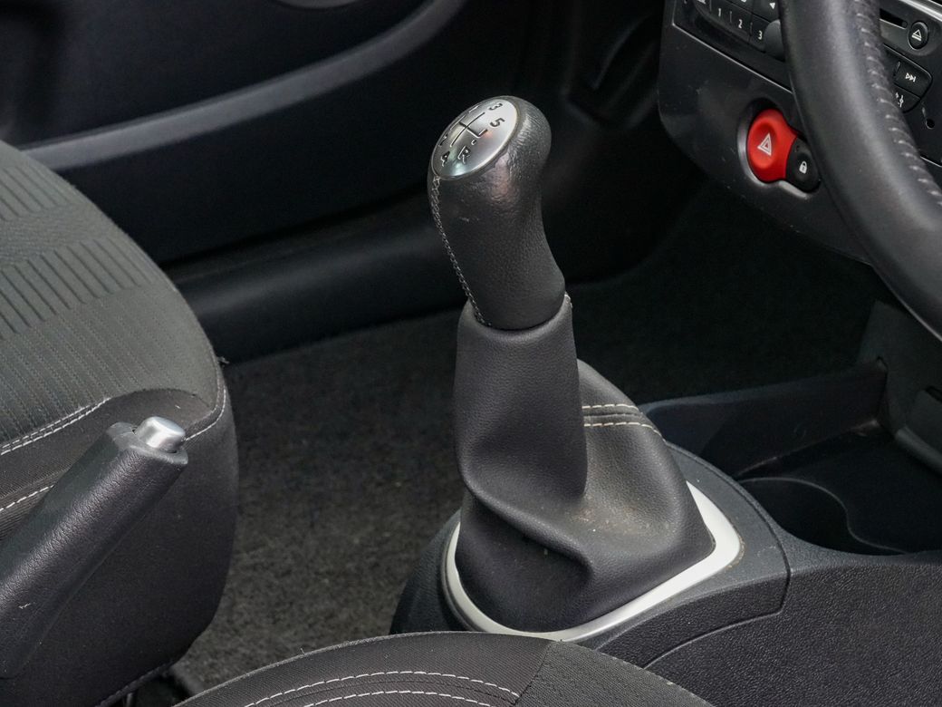 2012 Renault Clio