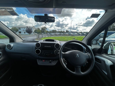 2015 Peugeot Partner Tepee