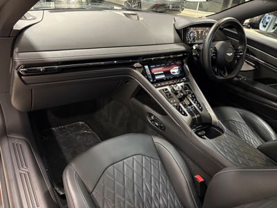 2024 Aston Martin DB12