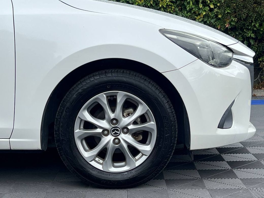 2016 Mazda Demio