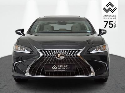 2023 Lexus ES 300h