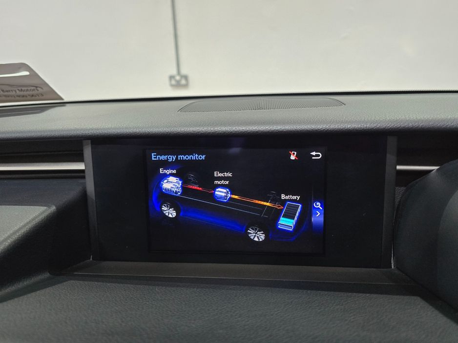 2016 Lexus IS 300h