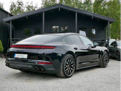 2025 Porsche Panamera
