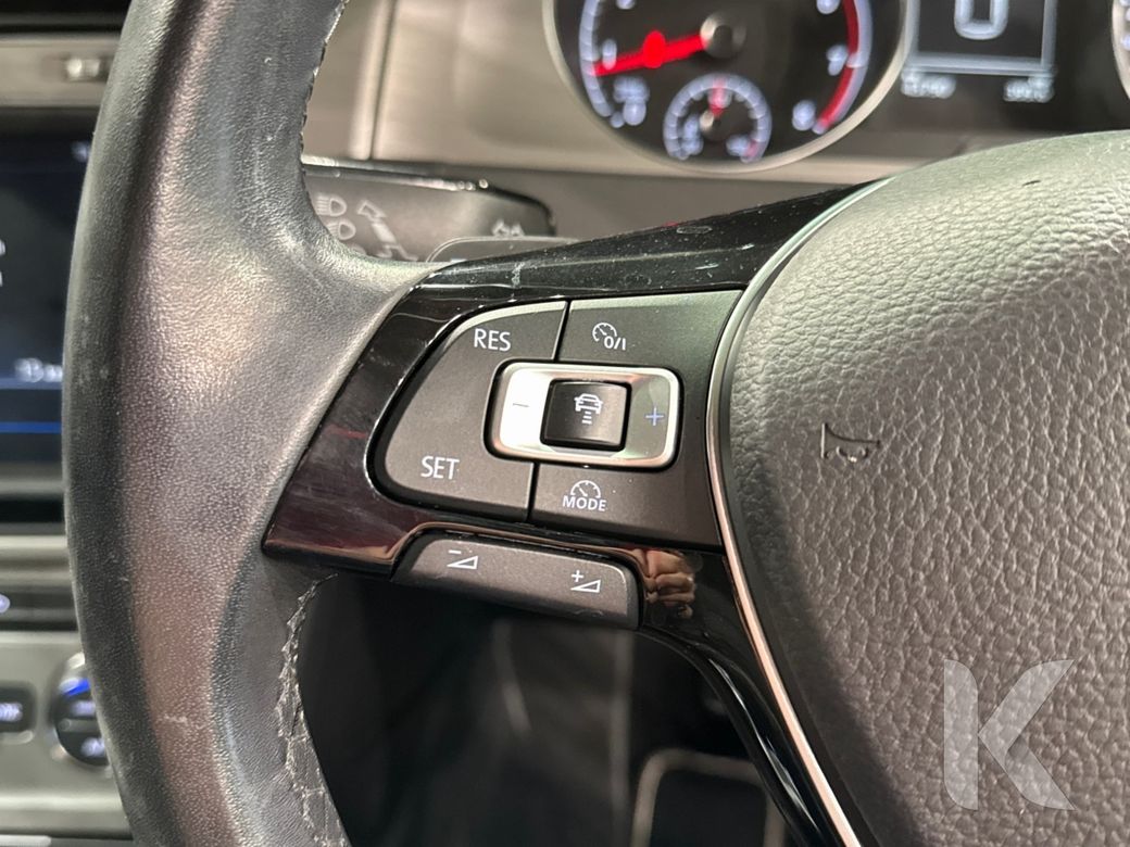 2016 Volkswagen Golf