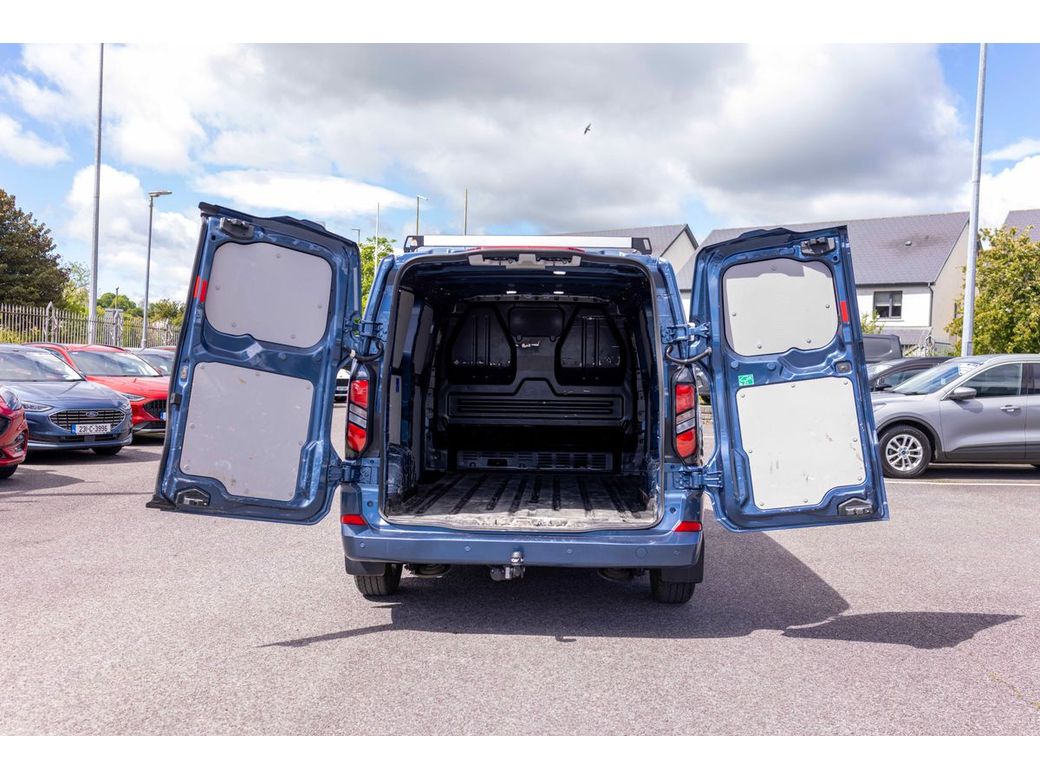 2024 Ford Transit Custom