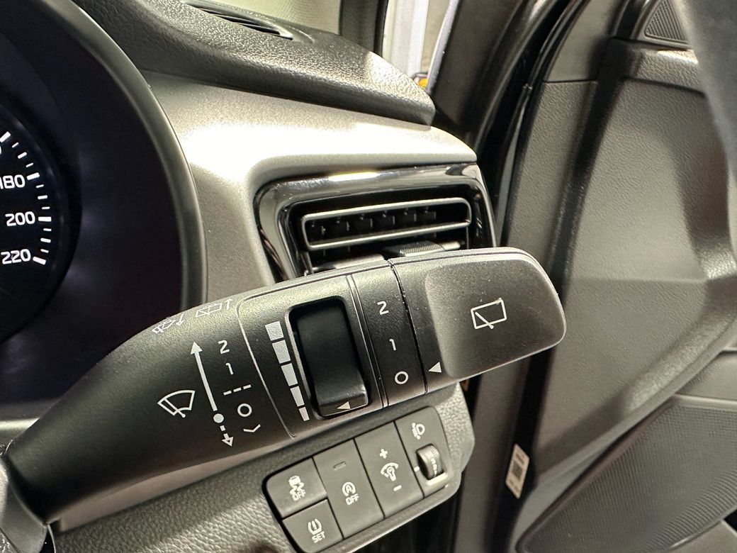 2023 Kia Rio