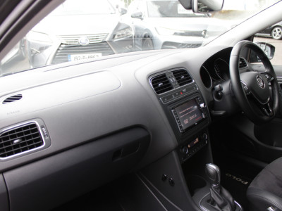 2017 Volkswagen Polo