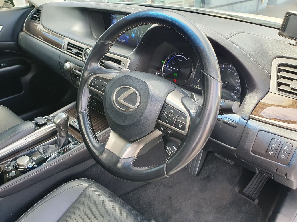 2017 Lexus GS450h