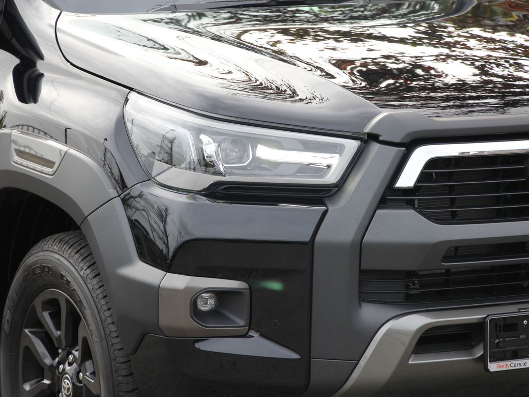 2025 Toyota Hilux