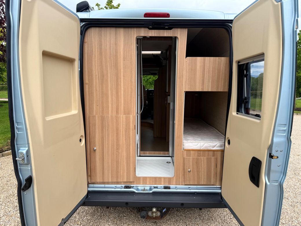 2013 SWIFT  AUTOCRUISE QUARTET R.H.D 4 BERTH 