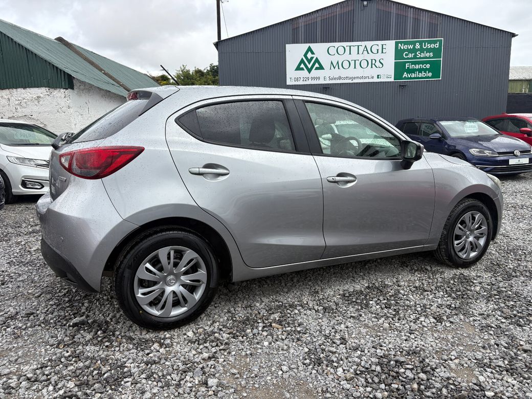 2016 Mazda Demio