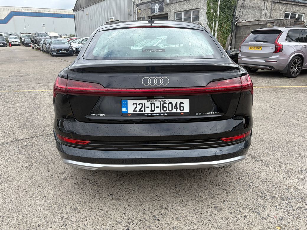 2022 Audi e-tron