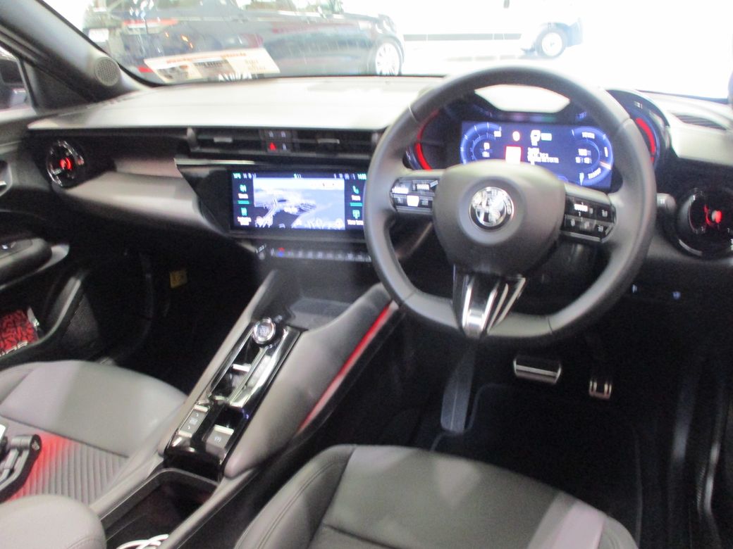 2025 Alfa Romeo Junior