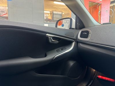 2019 Volvo V40