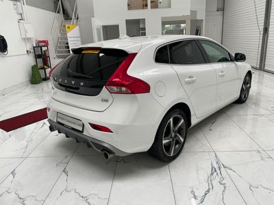 2016 Volvo V40