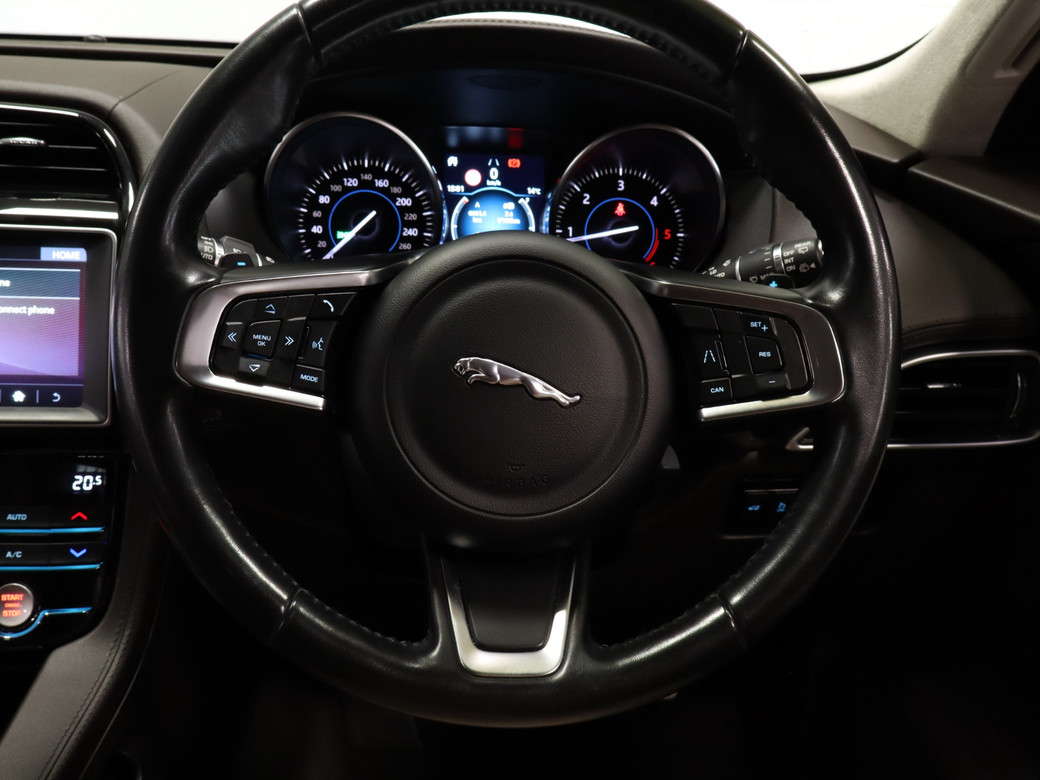 2019 Jaguar F-Pace