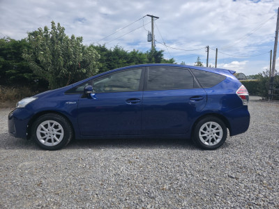 2017 Toyota Prius Alpha