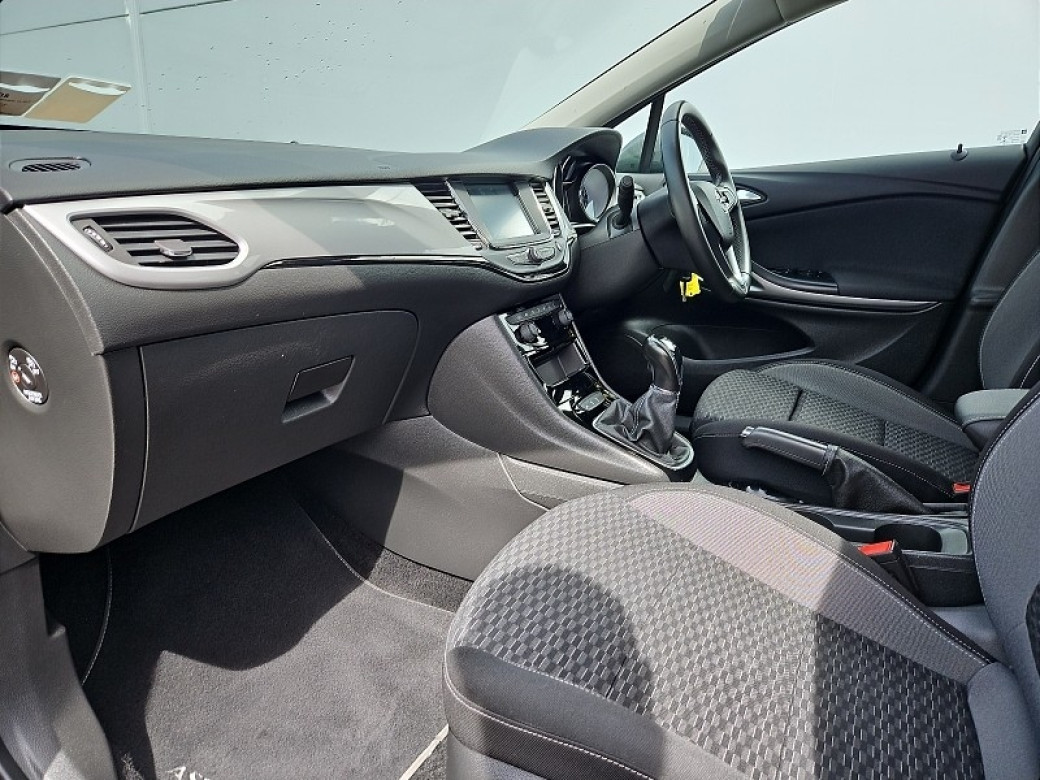2020 Opel Astra