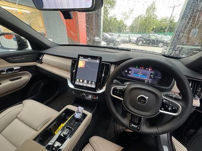 2025 Volvo XC90