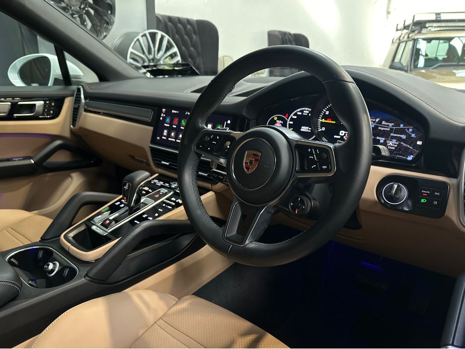2023 Porsche Cayenne