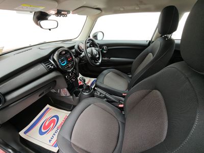 2017 Mini Cooper D