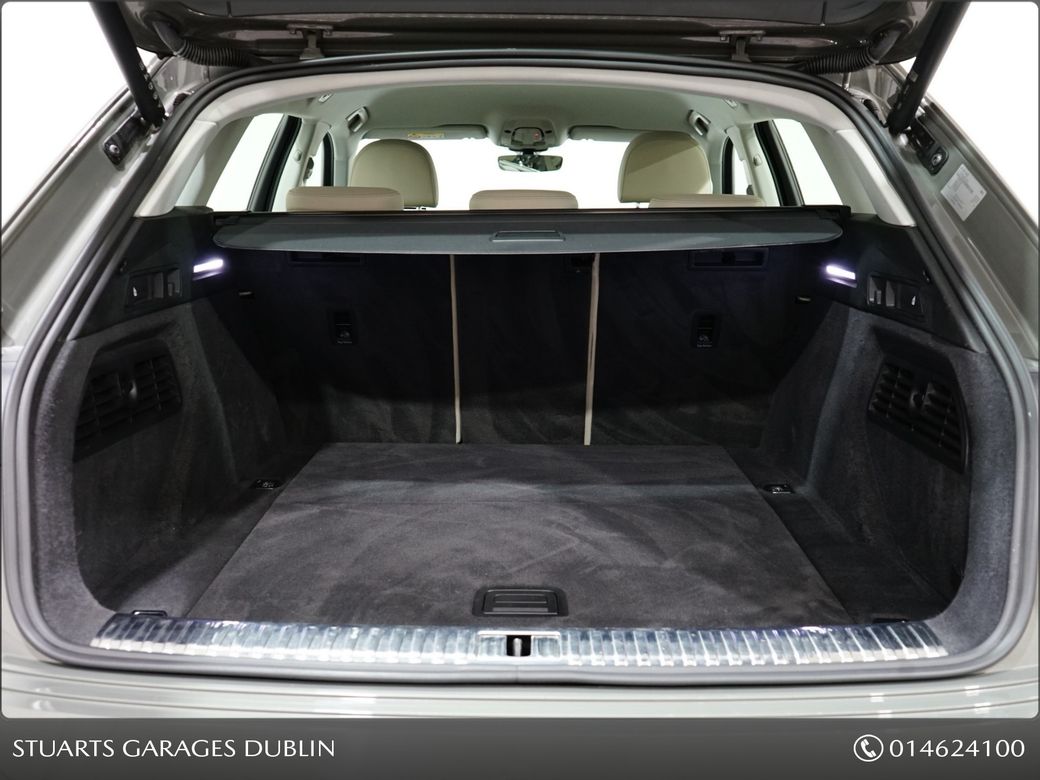 2023 Audi Q8 e-tron