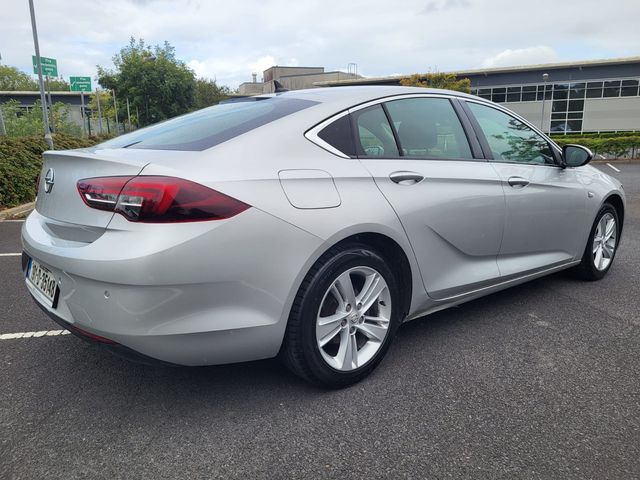 2019 Opel Insignia
