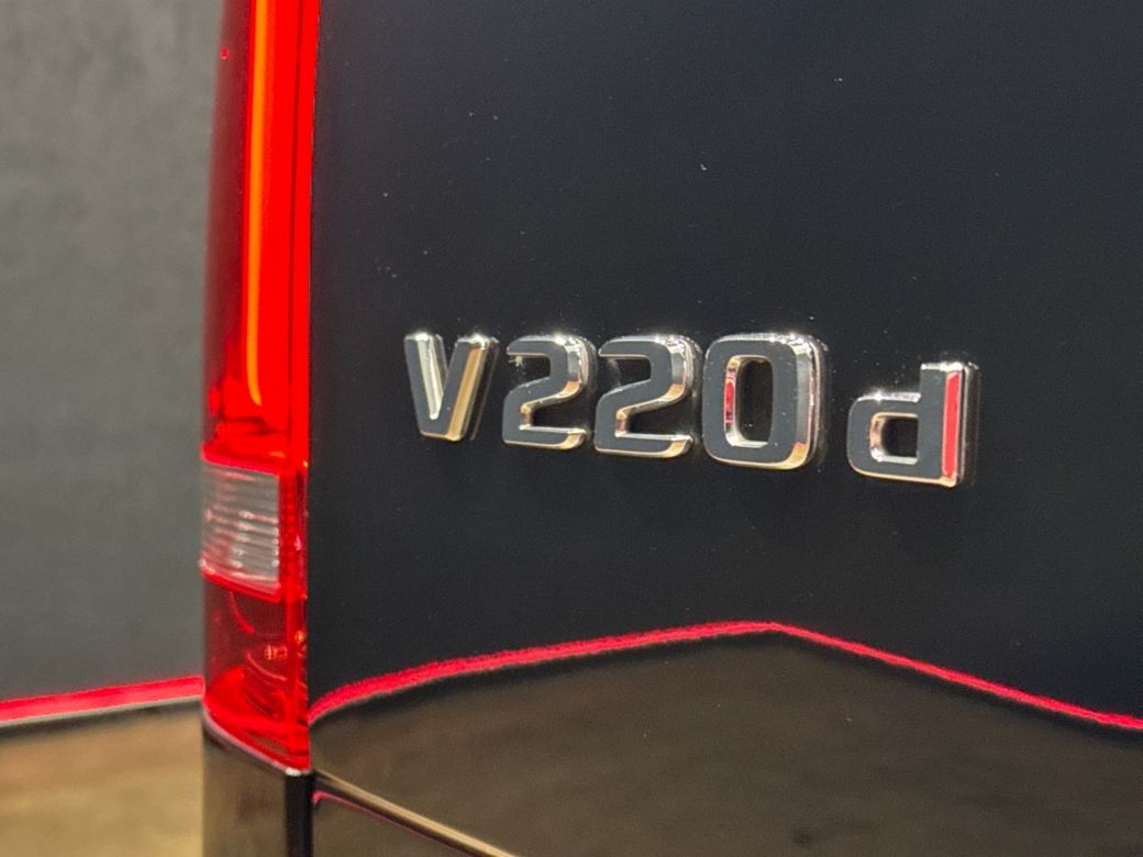 2022 Mercedes-Benz V Class