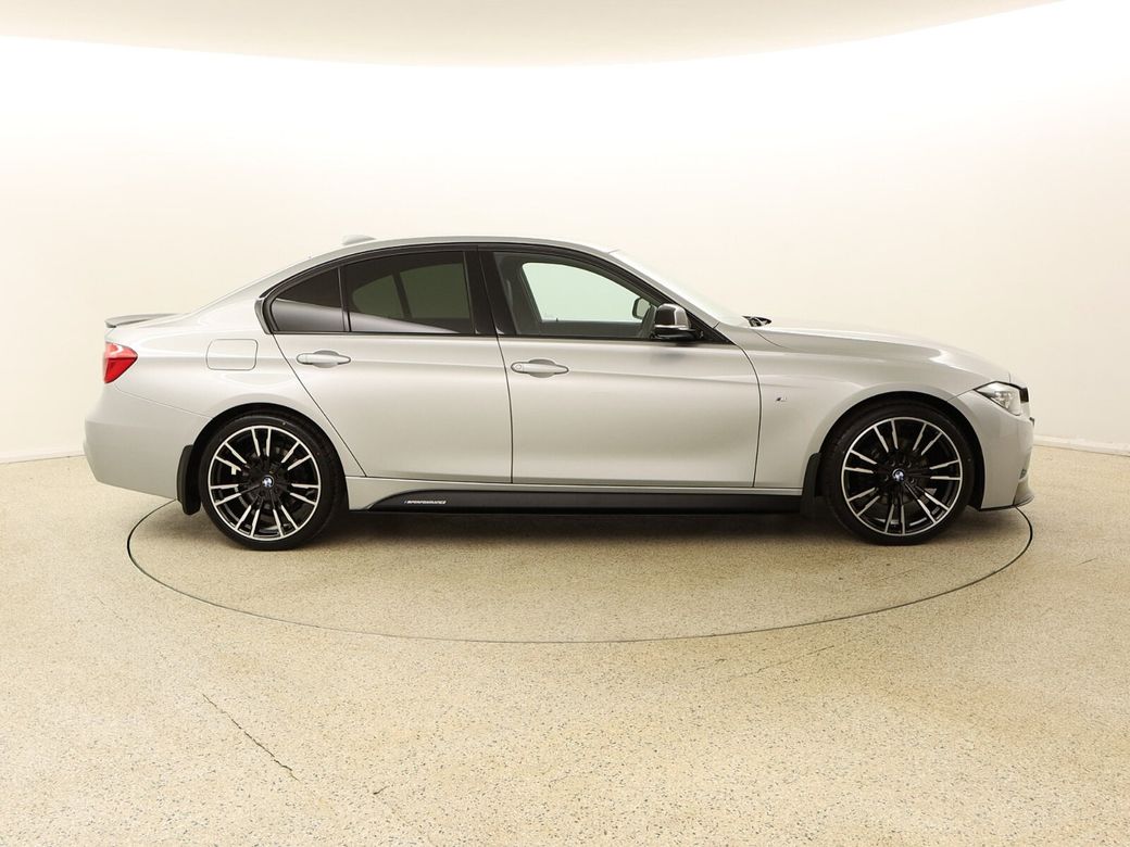 2018 BMW 3 Series