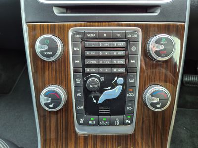 2017 Volvo V60 Cross Country