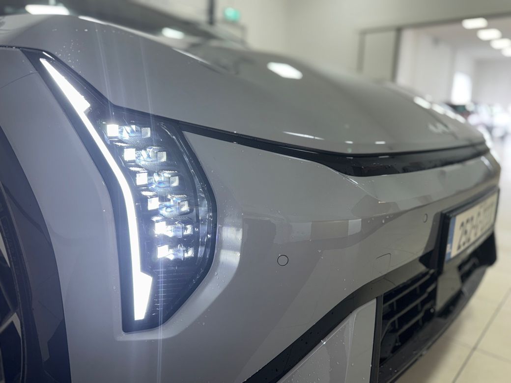 2025 Kia EV4