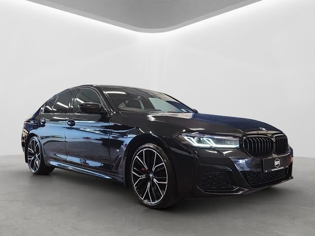 vehicle for sale from Sarsfield Motors
