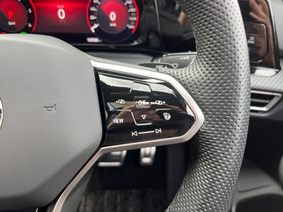 2024 Volkswagen Golf