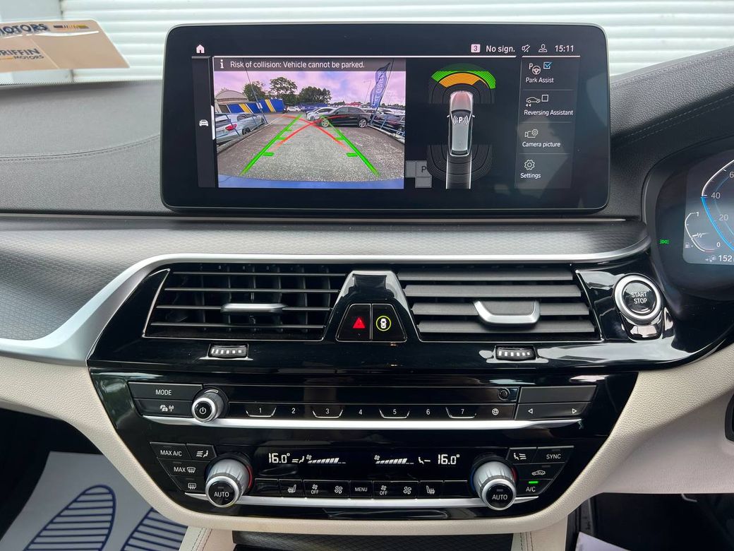 2022 BMW 5 Series